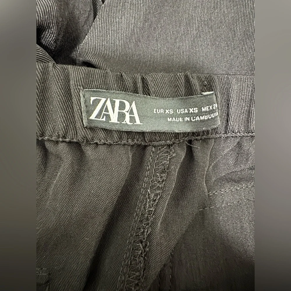 Zara Casual Lightweight Drawstring Utility Joggers XS | Black | EUC